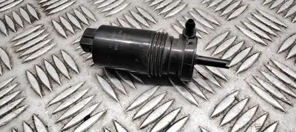 Volvo V70 Headlight washer pump 1013229001 353042
