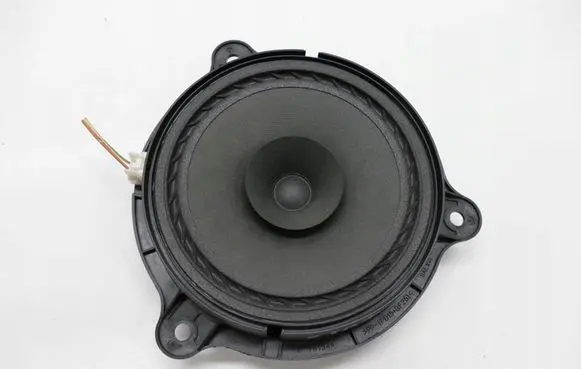 Nissan X-Trail T30 Front door speaker 28156-EU00A