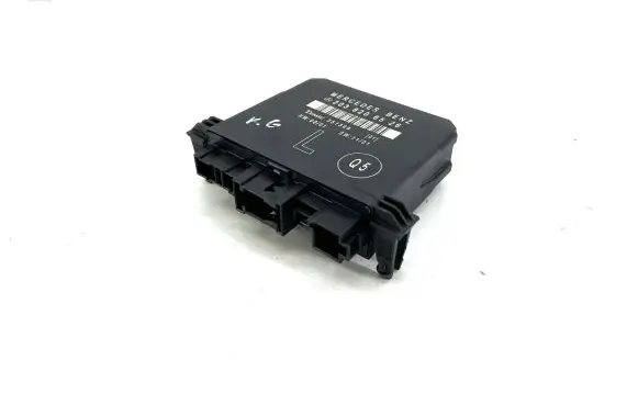 Mercedes-Benz C W203 Door control unit/module 2038206526