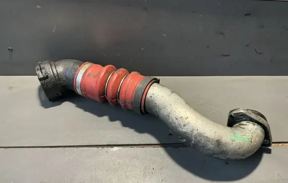 BMW 7 E65 E66 Intercooler hose/pipe 11274910