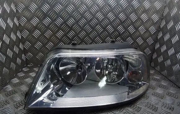Volkswagen Sharan Headlight/headlamp 7M3941015AD 0301182201 1305235530