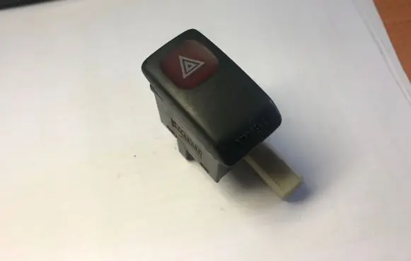 Volkswagen Golf II Hazard light switch 191953235