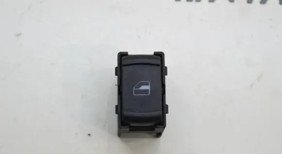Volkswagen Golf IV Electric window control switch 3B0959855B 11565900