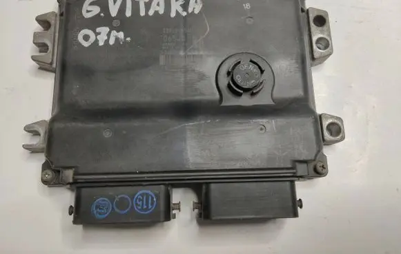 Suzuki Grand Vitara II Engine control unit/module 3392065J0 1123001152 065J0