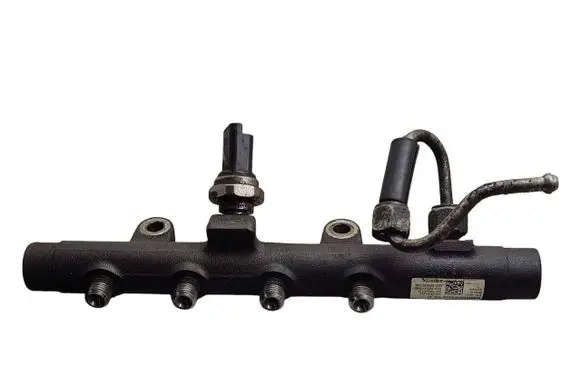 Renault Scenic II - Grand scenic II Fuel main line pipe 8200397346 H8200296867 5WS40154