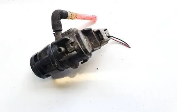 Mazda 5 Windscreen/windshield washer pump 860310-9120