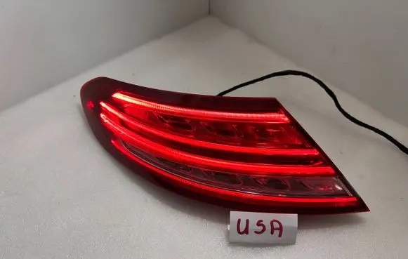 Mercedes-Benz C W205 Rear/tail lights A2059066500