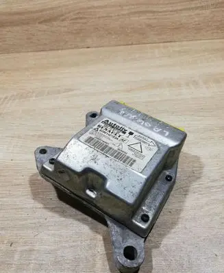 Renault Laguna II Airbag control unit/module 8200142183A 550758700