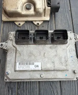 Honda Civic Engine control unit/module 37820RSPE02