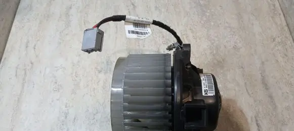 Opel Meriva B Heater fan/blower 52421767