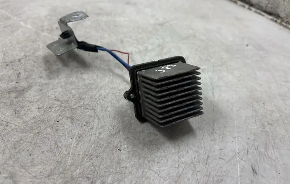Mitsubishi Lancer X Heater blower motor/fan resistor PA66