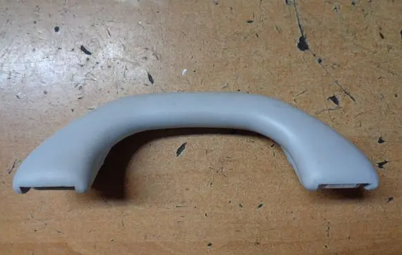 Volkswagen PASSAT B7 Front interior roof grab handle