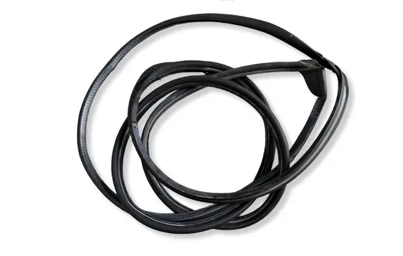 Volkswagen Amarok Rubber seal rear door 
