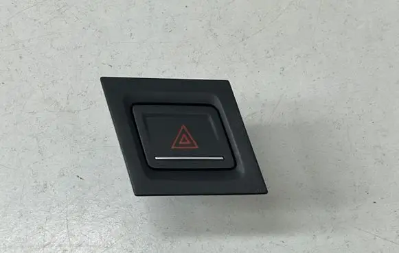 Volkswagen Touran III Hazard light switch 5TB953509 C5391705S