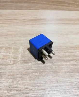 Mercedes-Benz C W202 Other relay 4RA00412203