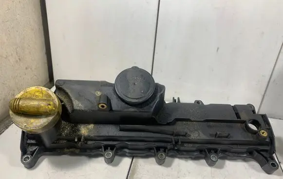 Nissan Qashqai Rocker cam cover 8200756123