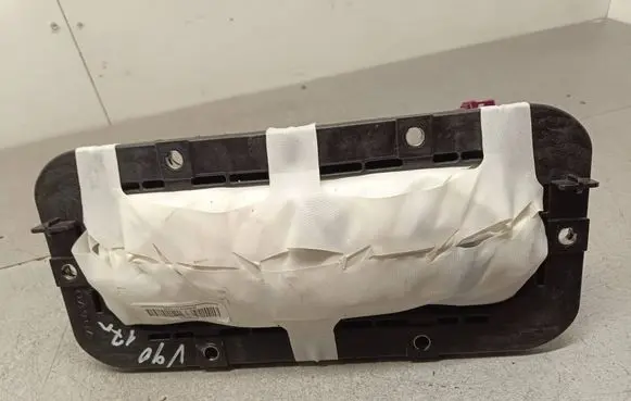 Volvo S90, V90 Passenger airbag P031663065