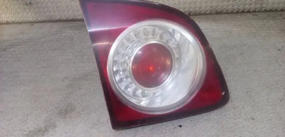 Volkswagen Golf Plus Tailgate rear/tail lights 5M0945093J