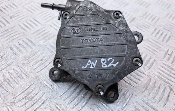 Toyota Avensis T250 Vacuum pump 293000R010 02040556