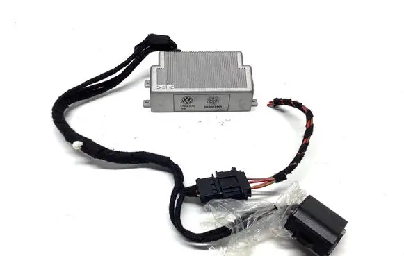 Audi A4 S4 B8 8K Voltage converter/converter module 8K0907155