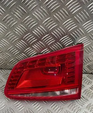 Volkswagen Touareg II Tailgate rear/tail lights 7P6945308