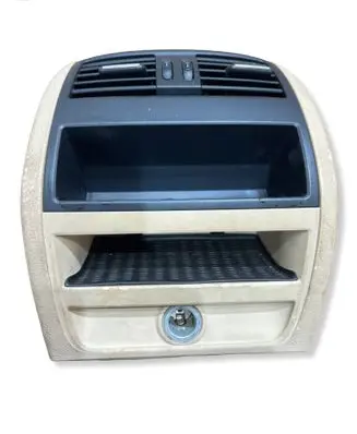 BMW 5 F10 F11 Rear air vent grill 9206664