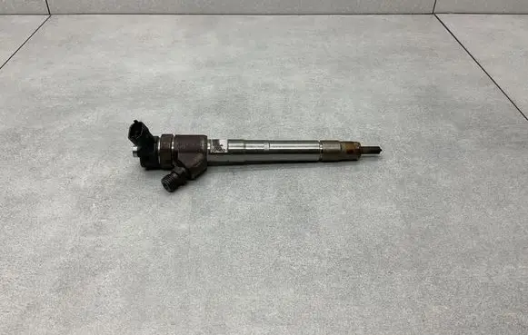 Jeep Grand Cherokee Fuel injector 35062015F 0445110523