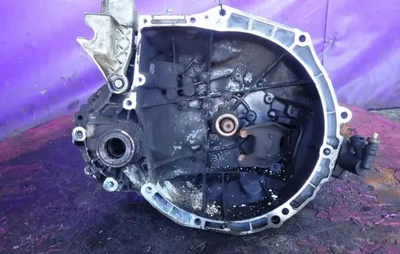 Peugeot 207 CC Manual 5 speed gearbox 20CQ74