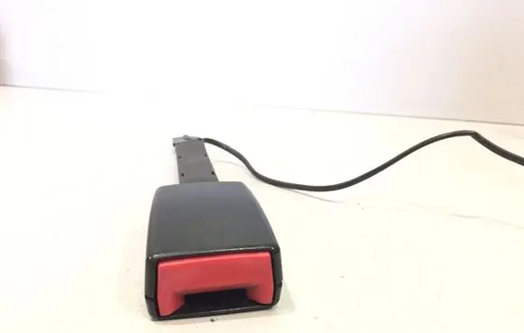 Volkswagen Tiguan Front seatbelt buckle 5N0857755D