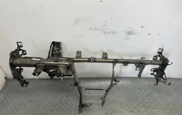 Fiat Tipo Dashboard cross member/frame bar 