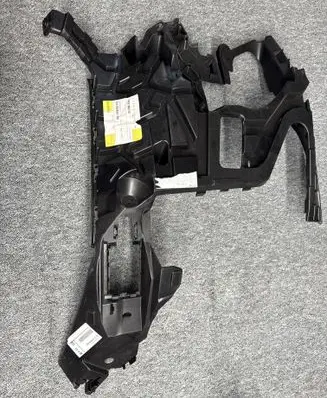 BMW X6 G06 Front bumper mounting bracket 8085666 5111808566 10503420