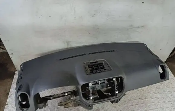 Volkswagen Golf Plus Dashboard 5M1857669