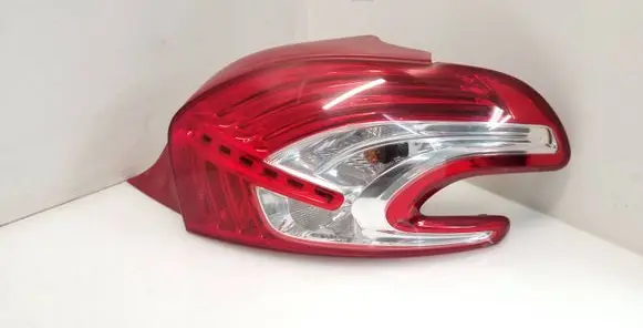Peugeot 208 Rear/tail lights 9672628380