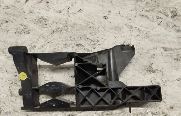 Audi A6 C7 Headlight/headlamp mounting bracket 4G0805608A