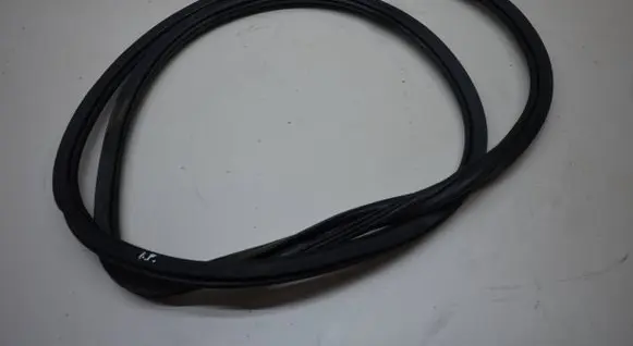 Audi A4 S4 B8 8K Front door rubber seal 8K0831721G