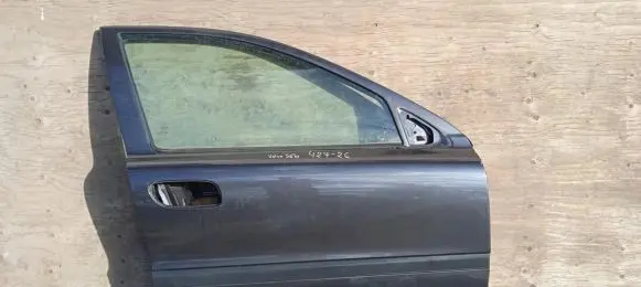 Volvo S60 Front door