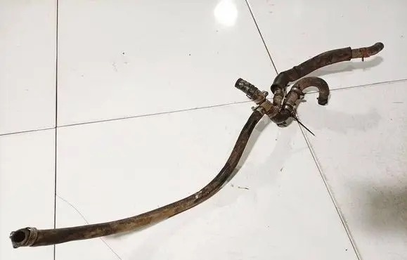 KIA Sorento Engine coolant pipe/hose 