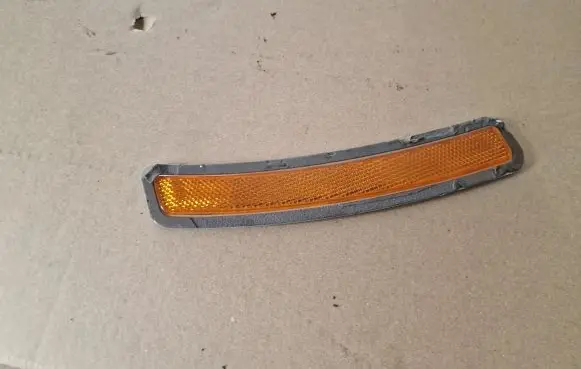 BMW 3 G20 G21 Front reflector 7433785