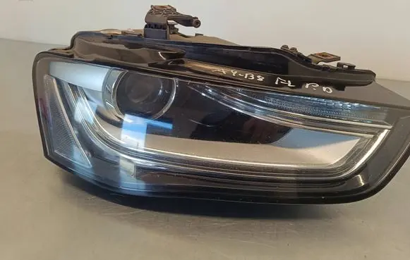 Audi A4 S4 B8 8K Headlight/headlamp 030127567205 30663182 8K0941006D