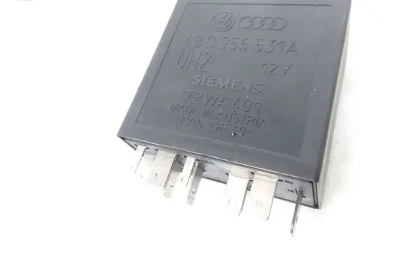 Audi A6 S6 C5 4B Window wiper relay 4B0955531A 377