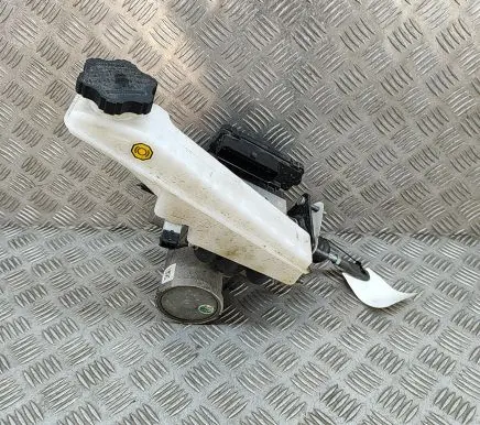 SsangYong Korando Brake booster 4892039000 BA60001000