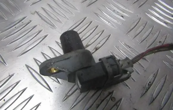 Mercedes-Benz C W203 Camshaft position sensor a0041536028