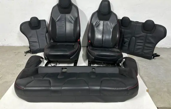 Seat set