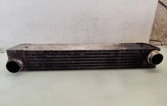 BMW 5 E60 E61 Intercooler radiator 
