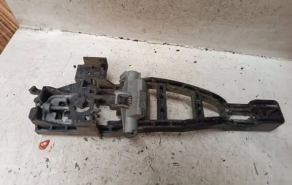 Ford Focus Front door exterior handle 3M51R224A37