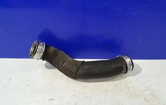 Mercedes-Benz E W211 Intercooler hose/pipe A2115280182