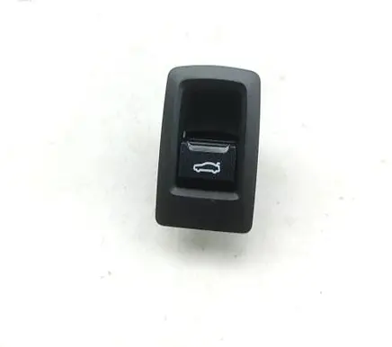 BMW 5 G60 G61 Tailgate/boot open switch button 5A26A31