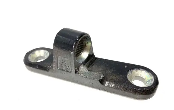 Mercedes-Benz CLS C219 Rear door lower hinge 0804