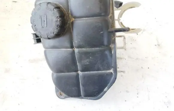 Mercedes-Benz C W203 Coolant expansion tank/reservoir 2035000049