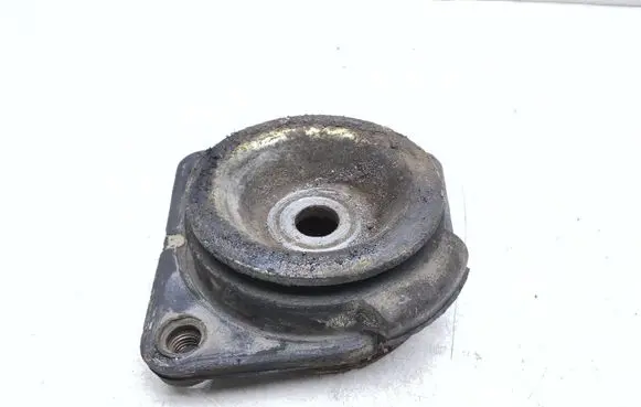 Volvo V70 Front shock absorber mounting bracket